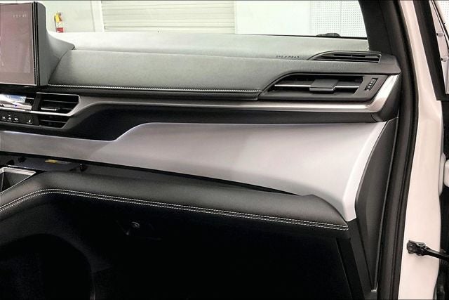2025 Toyota Sienna XSE AWD - Sunroof - Adaptive Cruise - Htd Seats