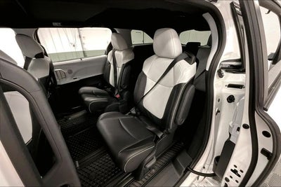 2025 Toyota Sienna XSE AWD - Sunroof - Adaptive Cruise - Htd Seats