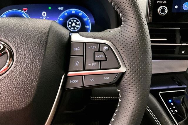2025 Toyota Sienna XSE AWD - Sunroof - Adaptive Cruise - Htd Seats