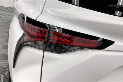 2025 Toyota Sienna XSE AWD - Sunroof - Adaptive Cruise - Htd Seats