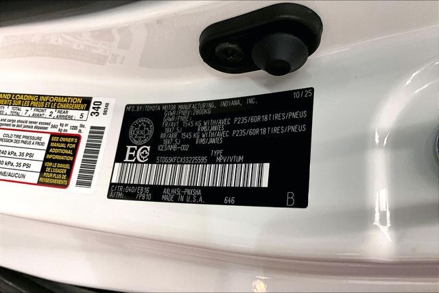 2025 Toyota Sienna XSE AWD - Sunroof - Adaptive Cruise - Htd Seats
