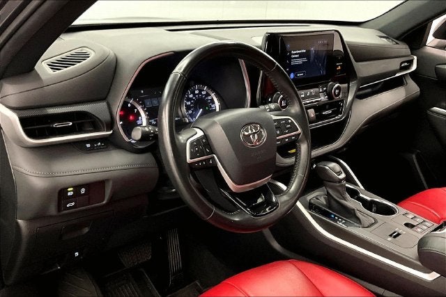 2023 Toyota Highlander XSE Sunroof-Adaptive Cruise-Htd Leather