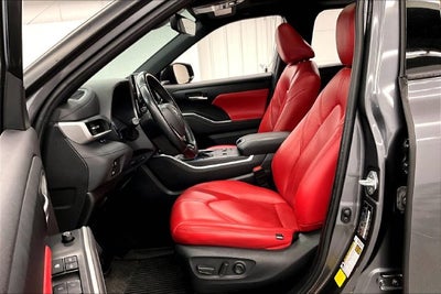 2023 Toyota Highlander XSE Sunroof-Adaptive Cruise-Htd Leather