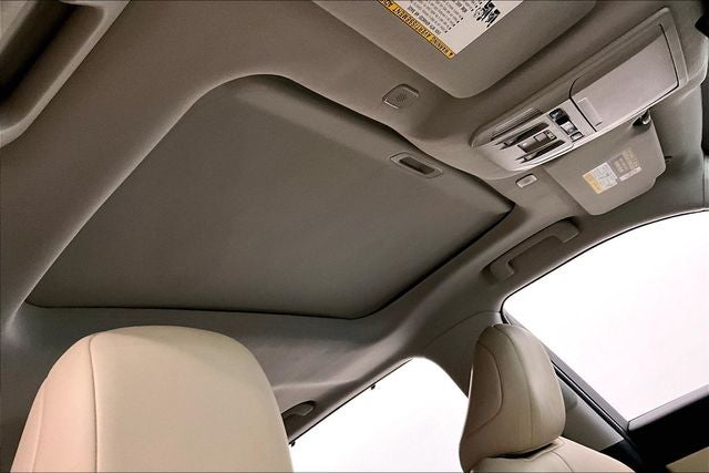 2024 Toyota Highlander XLE Sunroof - Adaptive Cruise - Htd Seats