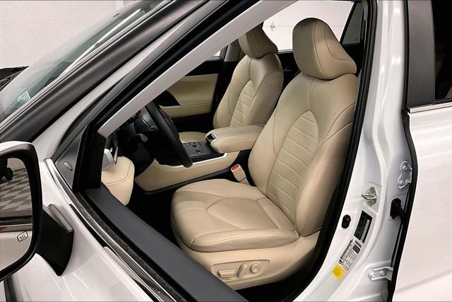 2024 Toyota Highlander XLE Sunroof - Adaptive Cruise - Htd Seats