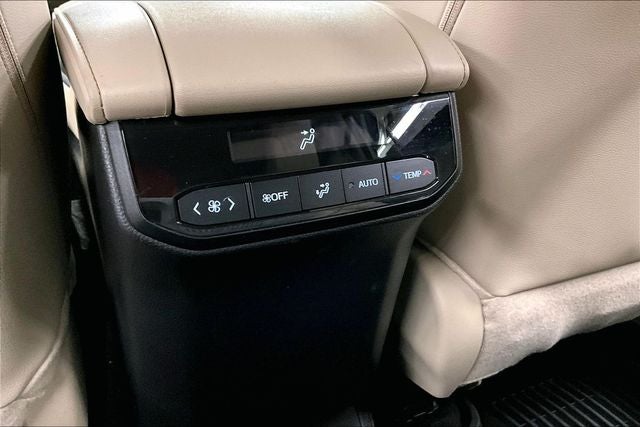2024 Toyota Highlander XLE Sunroof - Adaptive Cruise - Htd Seats