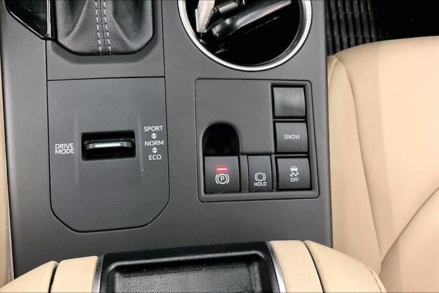 2024 Toyota Highlander XLE Sunroof - Adaptive Cruise - Htd Seats