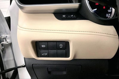 2024 Toyota Highlander XLE Sunroof - Adaptive Cruise - Htd Seats