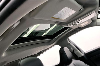 2024 Toyota Highlander XLE AWD - Sunroof - Adaptive Cruise - Htd Seats