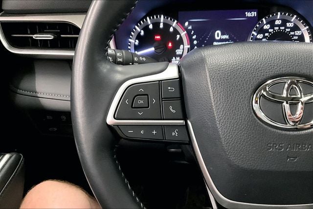 2024 Toyota Highlander XLE AWD - Sunroof - Adaptive Cruise - Htd Seats
