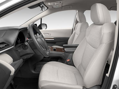 2025 Toyota Sienna LE 8 Passenger