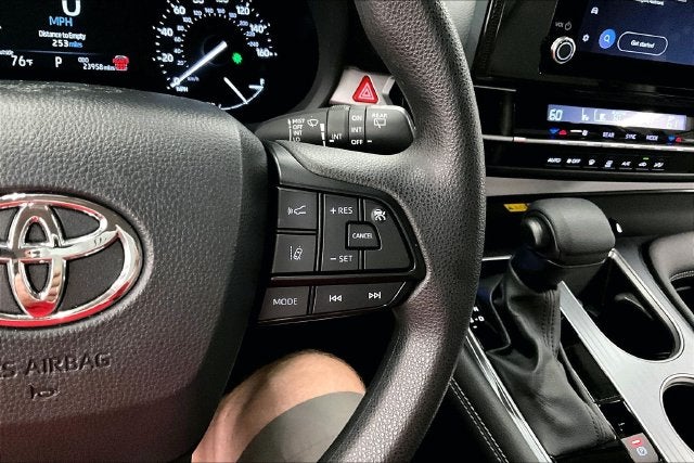 2025 Toyota Sienna LE 8 Passenger