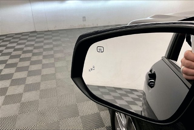 2025 Toyota Sienna LE 8 Passenger