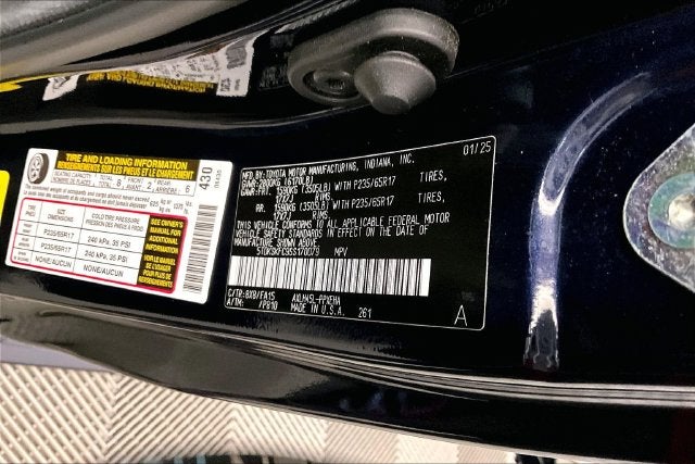 2025 Toyota Sienna LE 8 Passenger