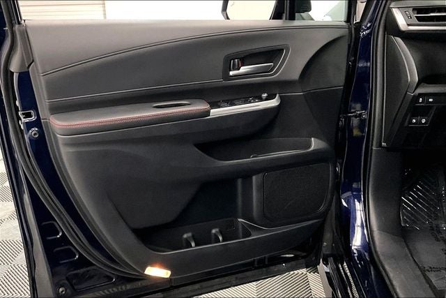 2025 Toyota Sienna XSE 7 Passenger
