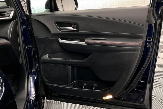 2025 Toyota Sienna XSE 7 Passenger