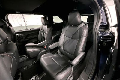 2025 Toyota Sienna XSE 7 Passenger