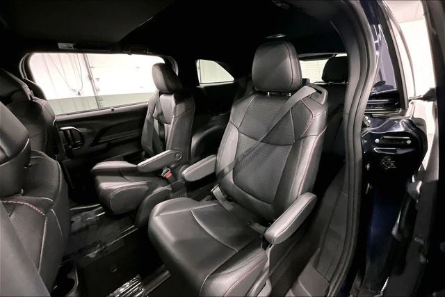 2025 Toyota Sienna XSE 7 Passenger