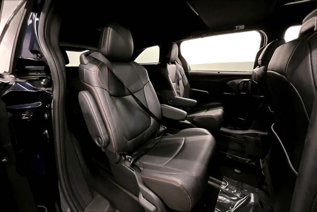 2025 Toyota Sienna XSE 7 Passenger