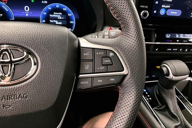 2025 Toyota Sienna XSE 7 Passenger