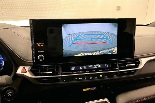 2025 Toyota Sienna XSE 7 Passenger