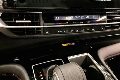 2025 Toyota Sienna XSE 7 Passenger