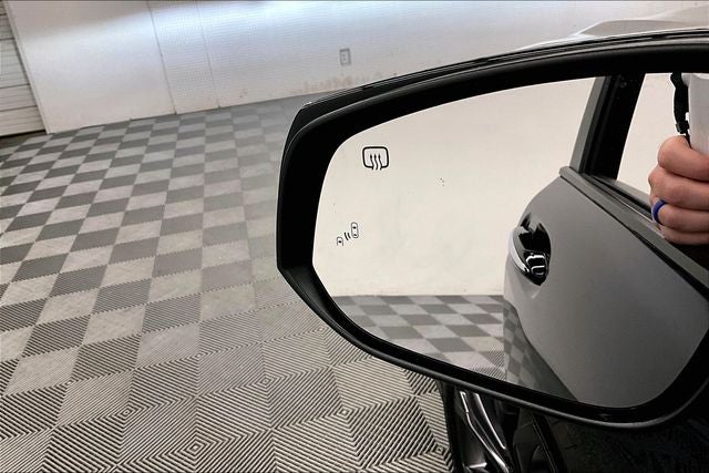 2025 Toyota Sienna XSE 7 Passenger