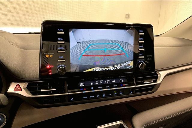 2023 Toyota Sienna XLE Sunroof - Adaptive Cruise - Htd Seats