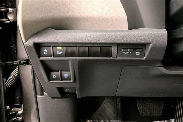 2023 Toyota Sienna XLE Sunroof - Adaptive Cruise - Htd Seats