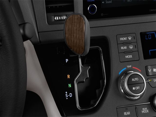 2023 Toyota Sienna XLE 8 Passenger