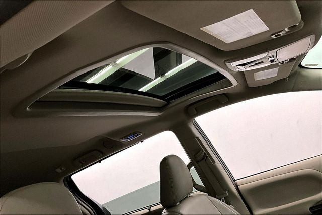 2018 Toyota Sienna XLE Sunroof - Htd Leather - Adaptive Cruise