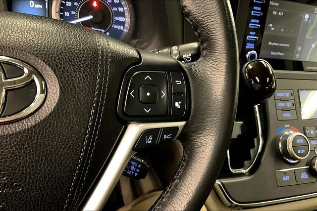 2018 Toyota Sienna XLE Sunroof - Htd Leather - Adaptive Cruise