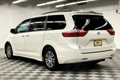2018 Toyota Sienna XLE Sunroof - Htd Leather - Adaptive Cruise