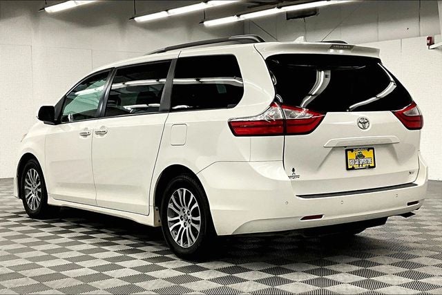 2018 Toyota Sienna XLE Sunroof - Htd Leather - Adaptive Cruise