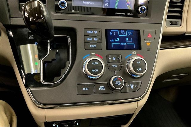 2018 Toyota Sienna XLE Sunroof - Htd Leather - Adaptive Cruise