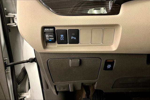 2018 Toyota Sienna XLE Sunroof - Htd Leather - Adaptive Cruise