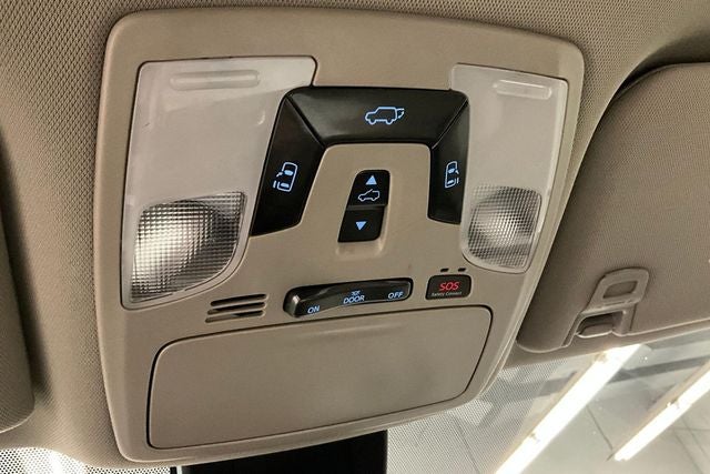 2018 Toyota Sienna XLE Sunroof - Htd Leather - Adaptive Cruise