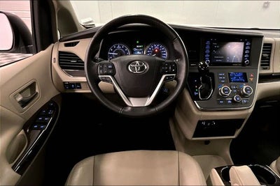 2018 Toyota Sienna XLE Sunroof - Htd Leather - Adaptive Cruise