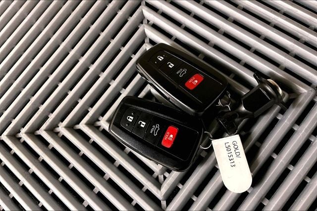 2020 Toyota Highlander Limited Sunroof - Htd/Cooled Leather - Adaptive Cruise