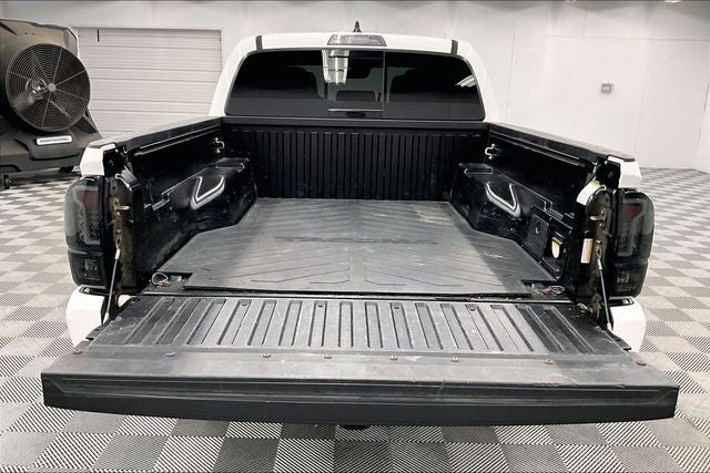 2020 Toyota Tacoma TRD Off-Road 4x4-Sunroof-Adaptive Cruise-Htd Leather