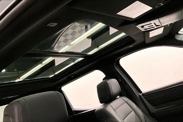 2025 Toyota Tundra Limited 4x4 - Sunroof - Htd/Cooled Seats - 20'' Wheels