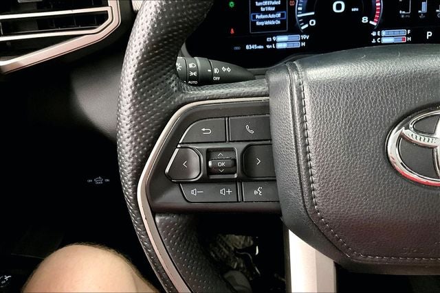 2025 Toyota Tundra Limited 4x4 - Sunroof - Htd/Cooled Seats - 20'' Wheels