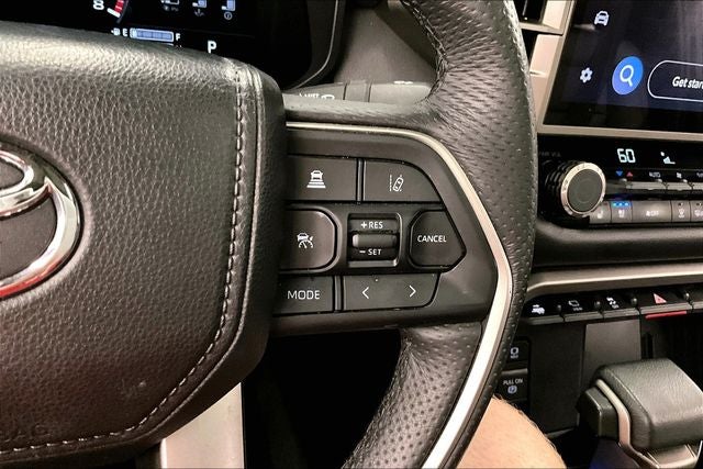 2025 Toyota Tundra Limited 4x4 - Sunroof - Htd/Cooled Seats - 20'' Wheels