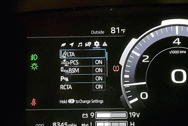 2025 Toyota Tundra Limited 4x4 - Sunroof - Htd/Cooled Seats - 20'' Wheels