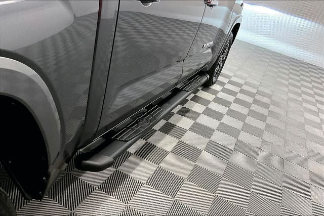 2025 Toyota Tundra Limited 4x4 - Sunroof - Htd/Cooled Seats - 20'' Wheels