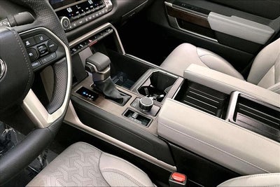 2025 Toyota Tundra Hybrid Limited 4x4 - Pano Roof - Htd/Cooled Leather