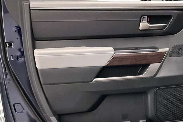 2025 Toyota Tundra Hybrid Limited 4x4 - Pano Roof - Htd/Cooled Leather