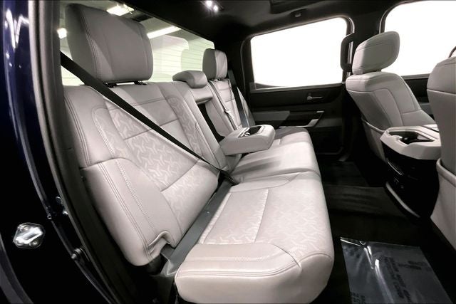 2025 Toyota Tundra Hybrid Limited 4x4 - Pano Roof - Htd/Cooled Leather