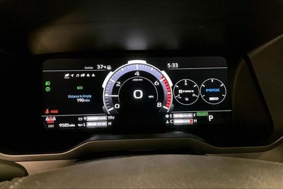 2025 Toyota Tundra Hybrid Limited 4x4 - Pano Roof - Htd/Cooled Leather