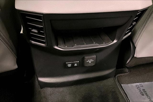 2025 Toyota Tundra Hybrid Limited 4x4 - Pano Roof - Htd/Cooled Leather